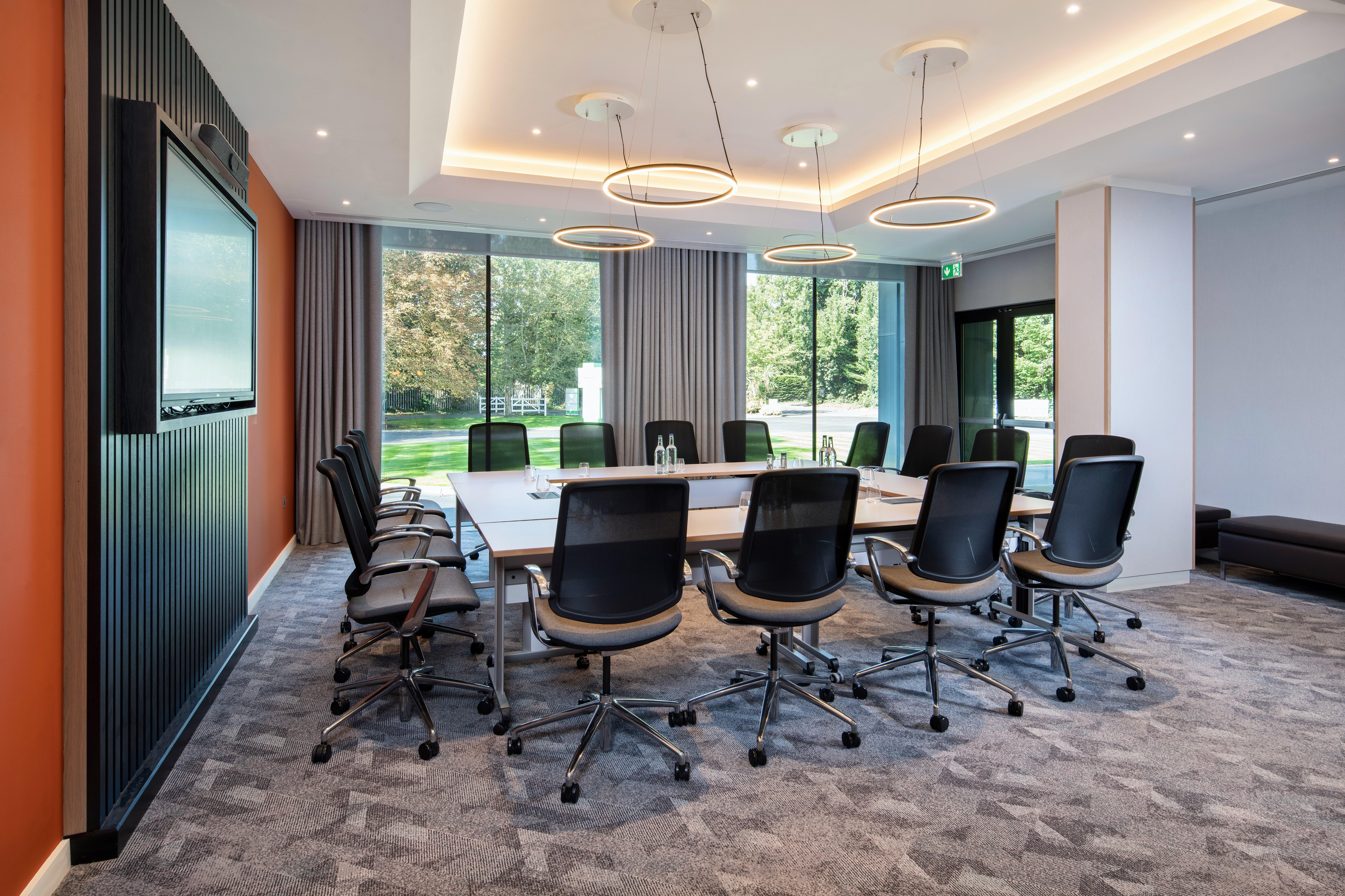 Holiday Inn London-Shepperton By Ihg Exterior foto